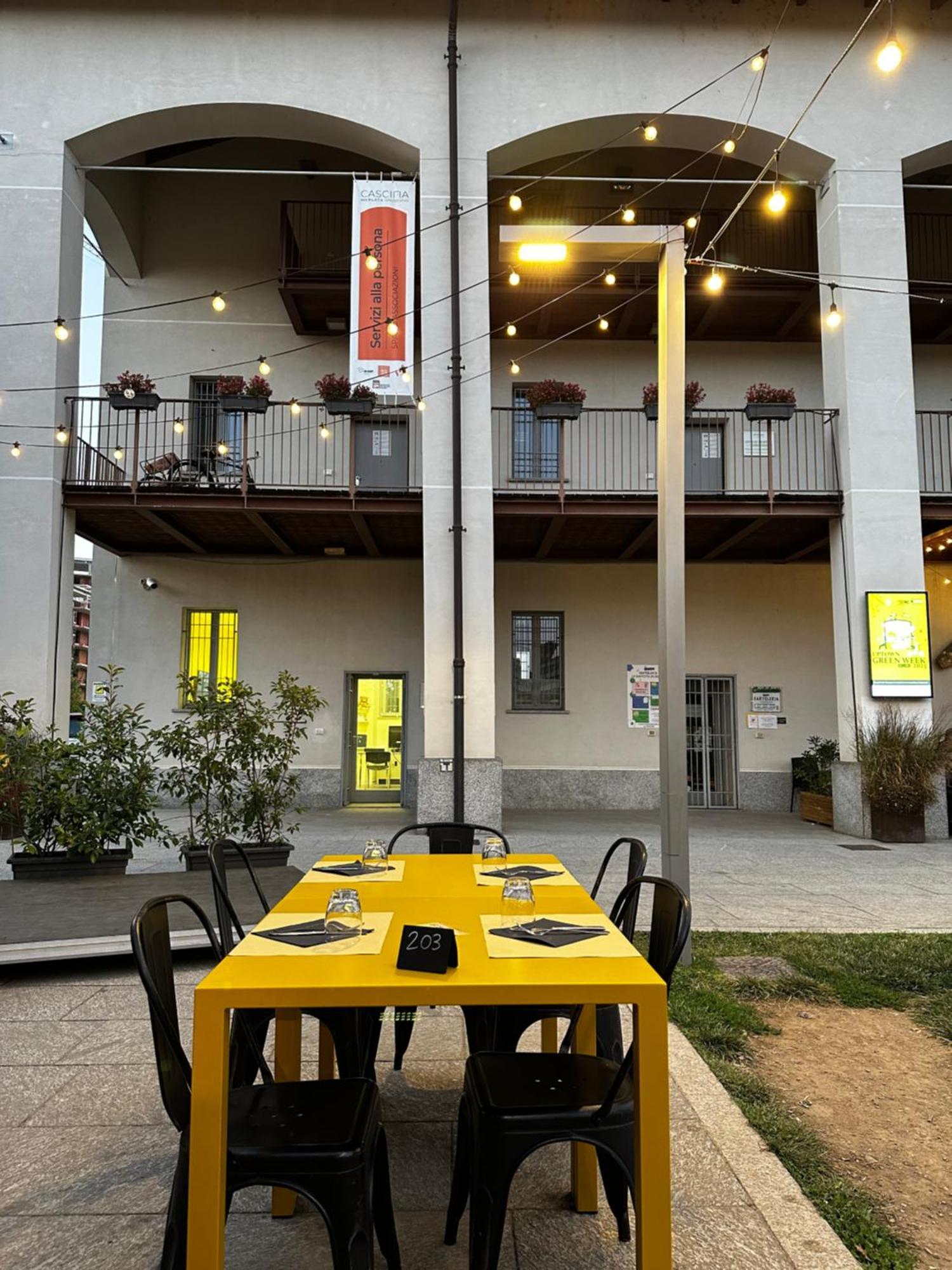 Apartment Sweet In Smart District